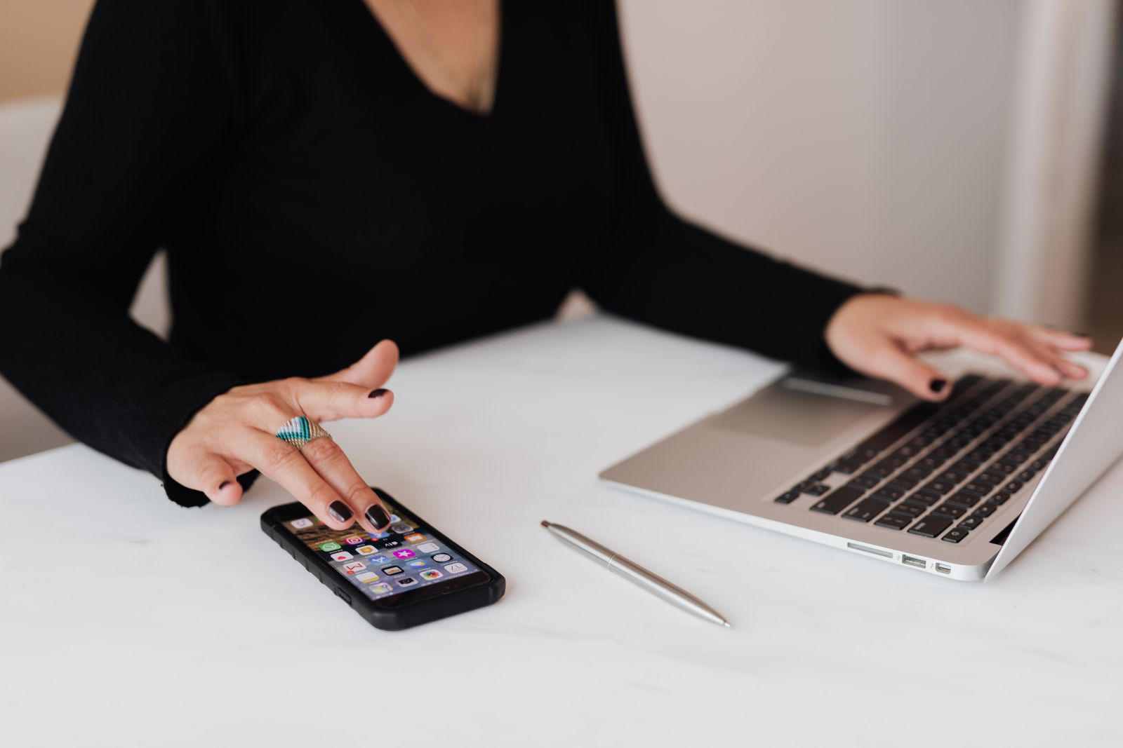 Creator scheduling posts across devices